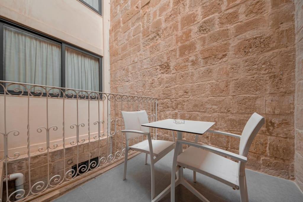 Vallettastay - Orangerie Two Bedroom Apartment 301 エクステリア 写真